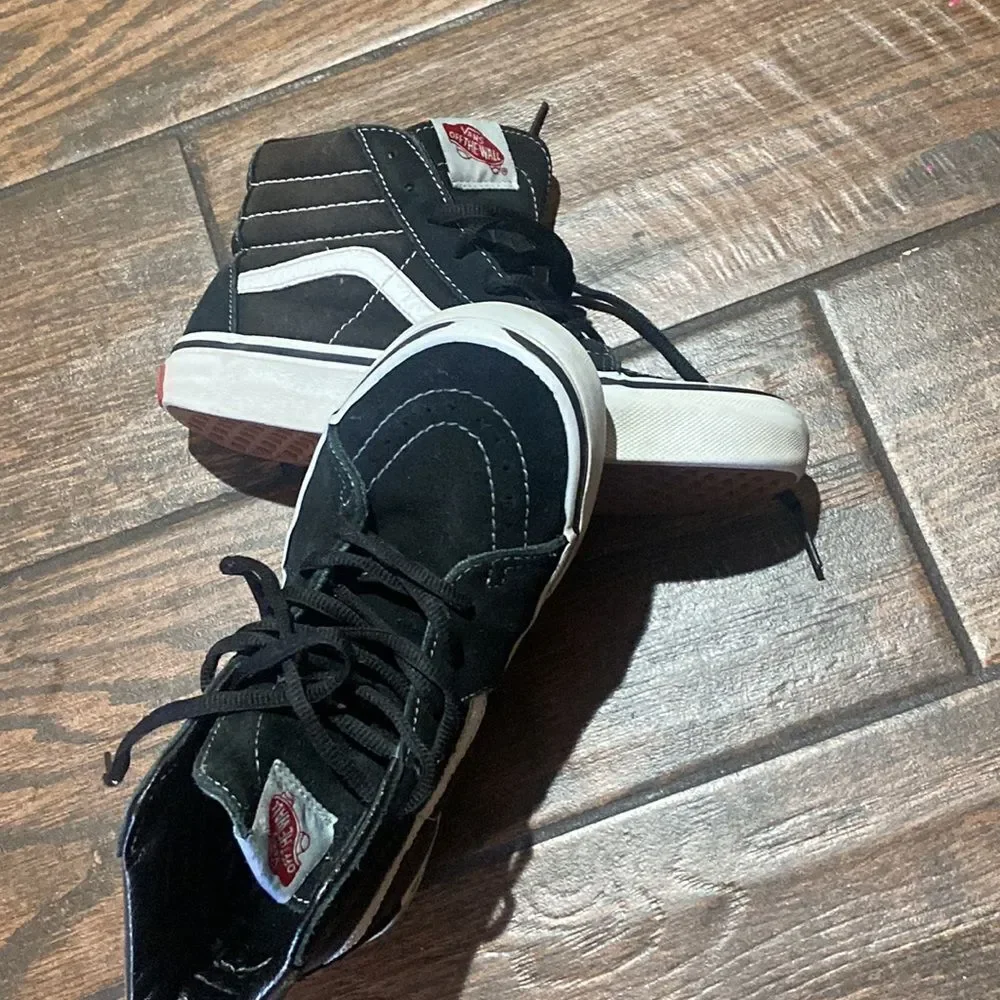 10/$50 Vans Off The Wall Suede l Unixes Shoes Size MX 21  Size SU 2